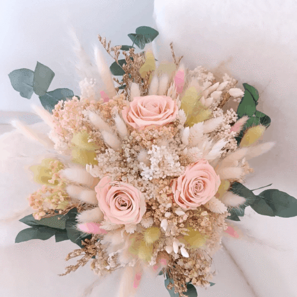 bouquet de fleurs séchées pour mariage