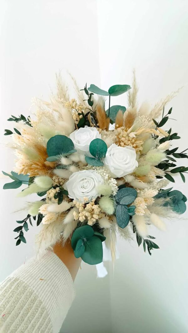bouquet de mariage en fleurs séchées - Mariage , bouquet de fleurs blanc avec rose éternelle et eucalyptus
