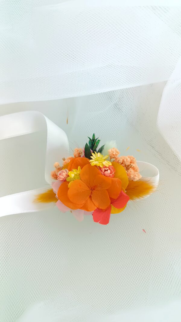 bracelet en fleurs séchées pour mariage et demoiselle d'honneur et mariée et enfant.