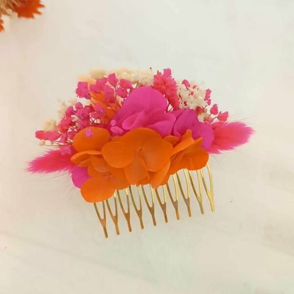 peigne en fleurs séchées pour coiffure mariage