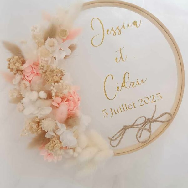 porte alliance en fleurs séchées pour mariage