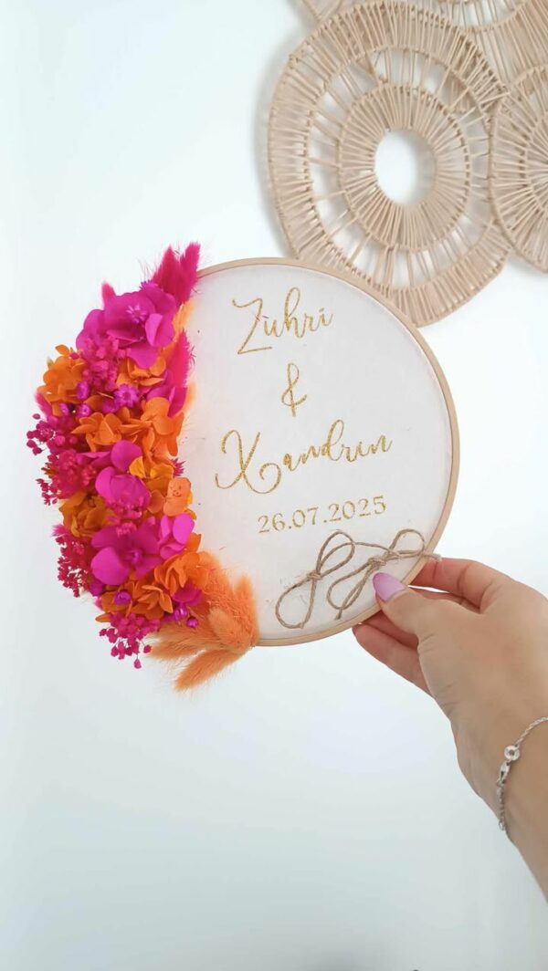 porte alliance en fleurs séchées pour mariage