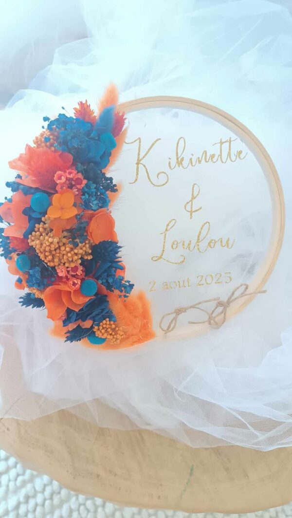 porte alliance en fleurs séchées pour mariage