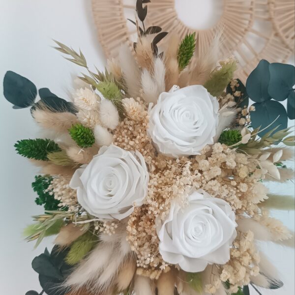 bouquet de marié en fleurs séchées pour mariage en vert