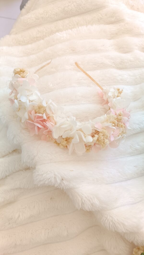 serre tête ou couronne en fleurs séchées pour enfant et adulte mariage et baptême