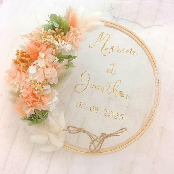 porte alliance en fleurs séchées pour mariage