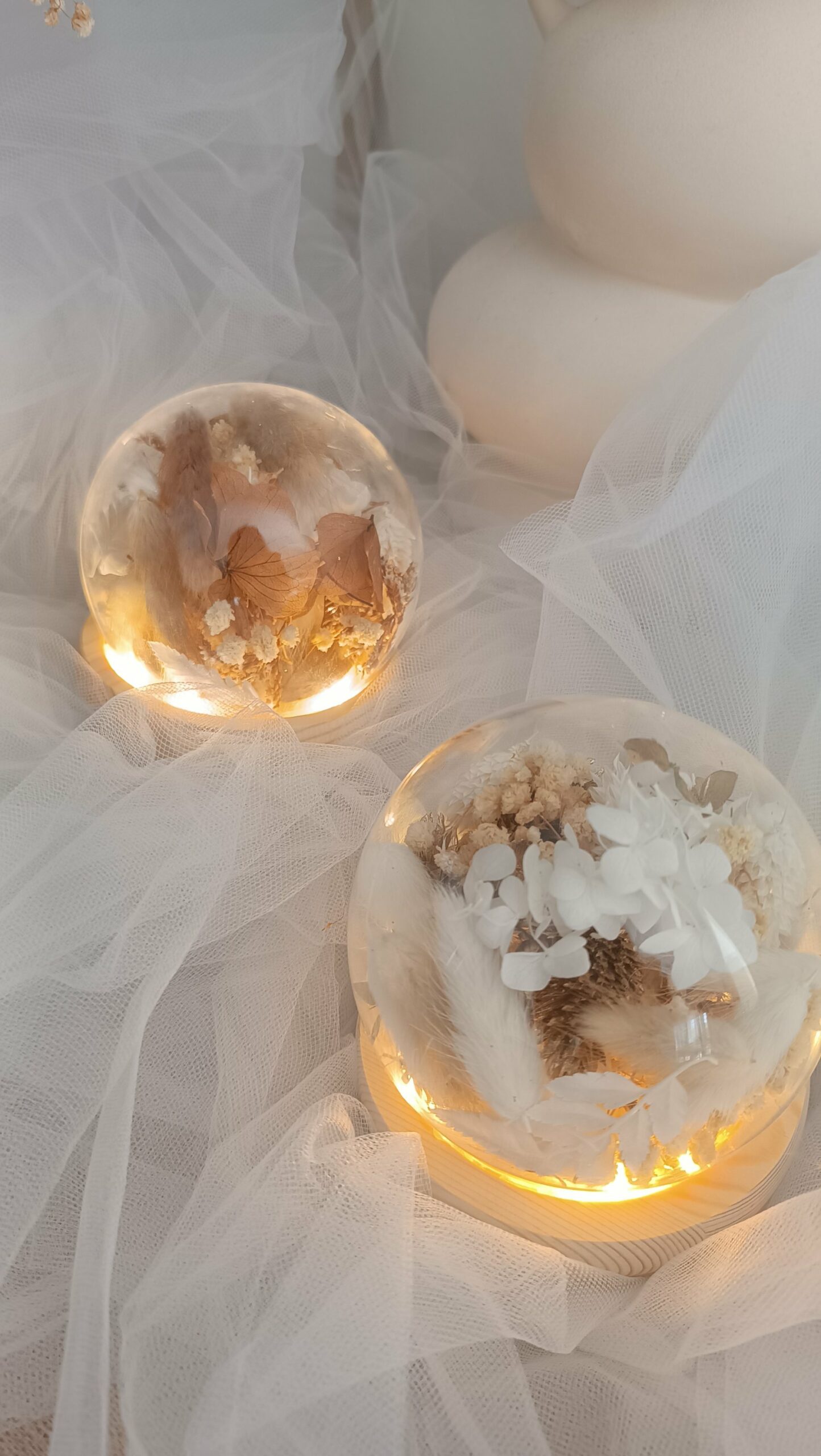 Veilleuse enfant bébé - La dormeuse lumineuse en fleurs séchées bleu – Image 15