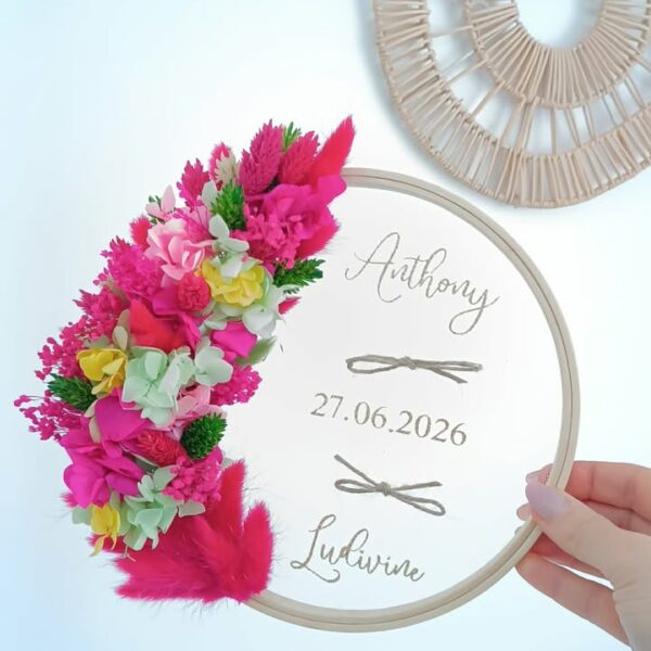 porte alliance en fleurs séchées pour mariage