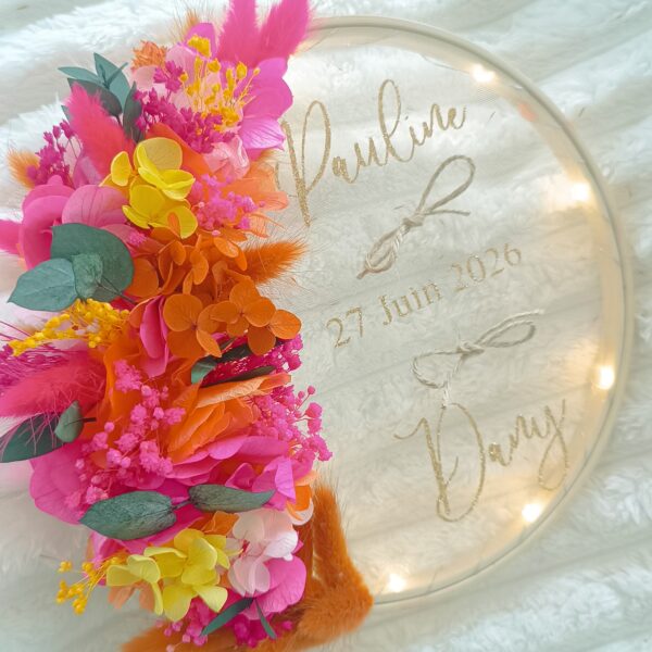 bouquet de fleurs de mariée en fleurs séchées champêtre et bohême avec roses éternelles